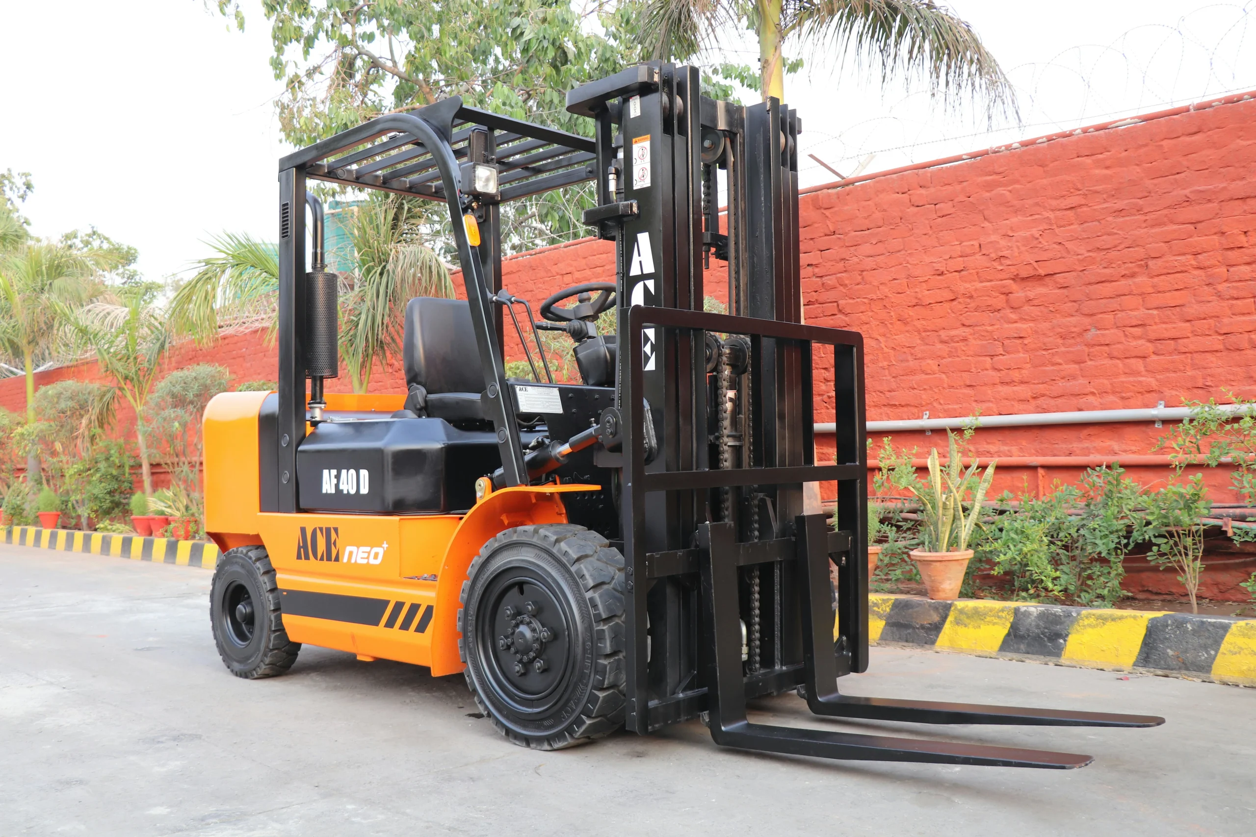 TUGAS DAN TANGGUNG JAWAB TEKNISI PESAWAT ANGKAT DAN ANGKUT BERSERTIFIKASI