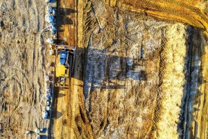 MENGELOLA SUBTRAKTOR AGAR PATUH STANDAR K3