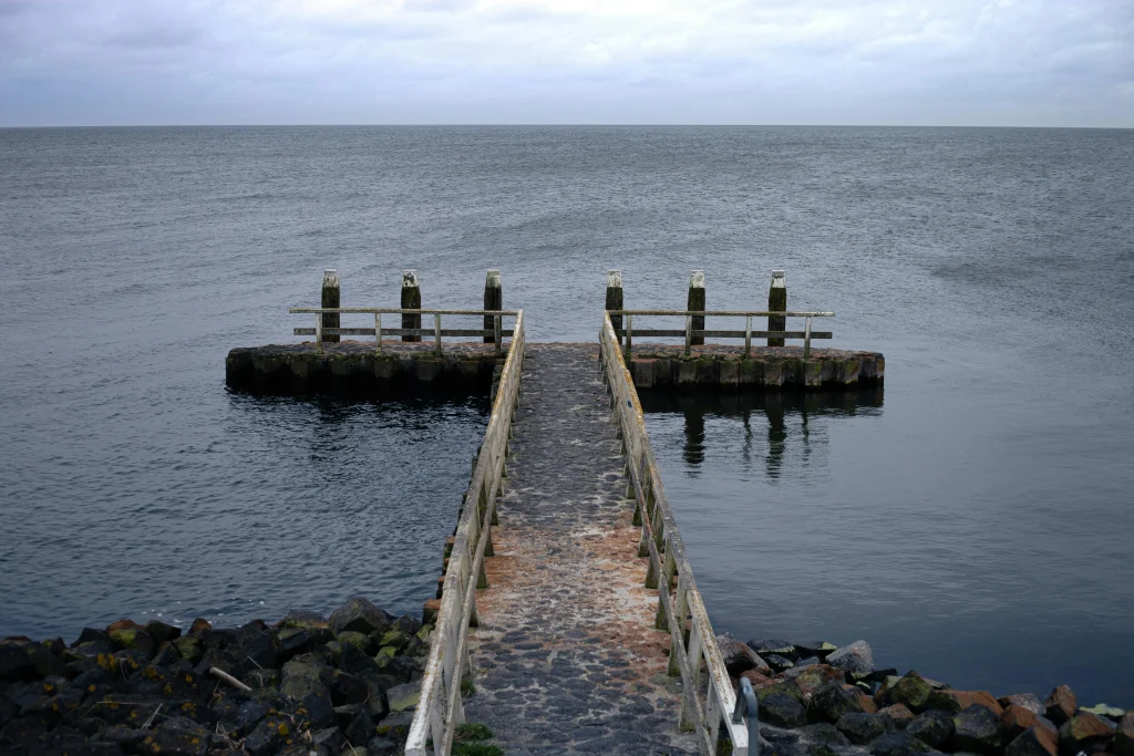 PENGAWASAN PEMUATAN DI JETTY UNTUK MENCEGAH KECELAKAAN KERJA