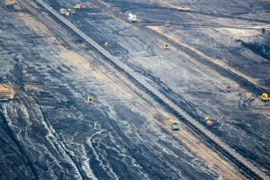 PENGELOLAAN OVERBURDEN DAN DISPOSAL YANG AMAN DALAM OPERASI TAMBANG