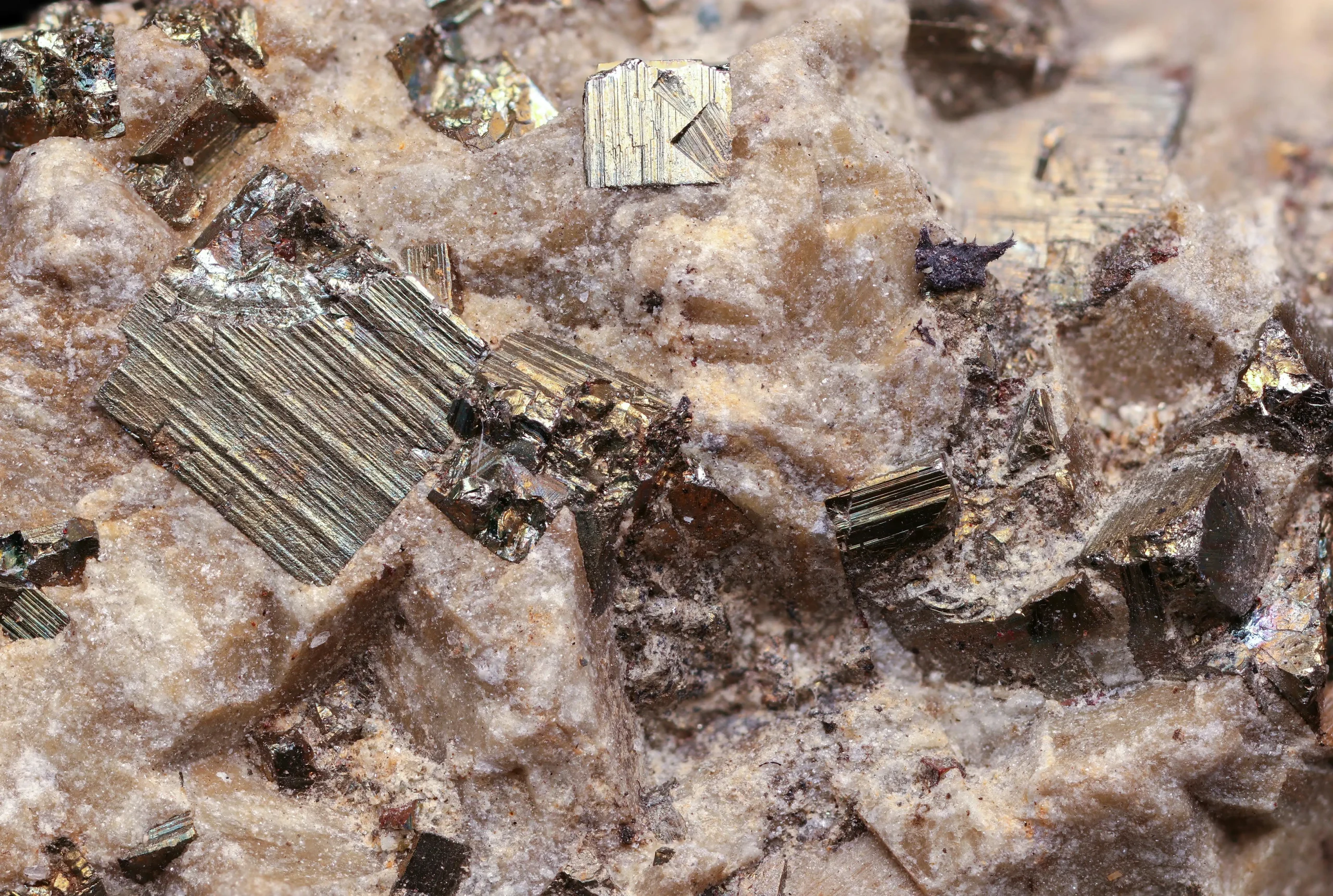 STRATEGI HILIRISASI MINERAL DENGAN PENDEKATAN KESELAMATAN DAN KEBERLANJUTAN