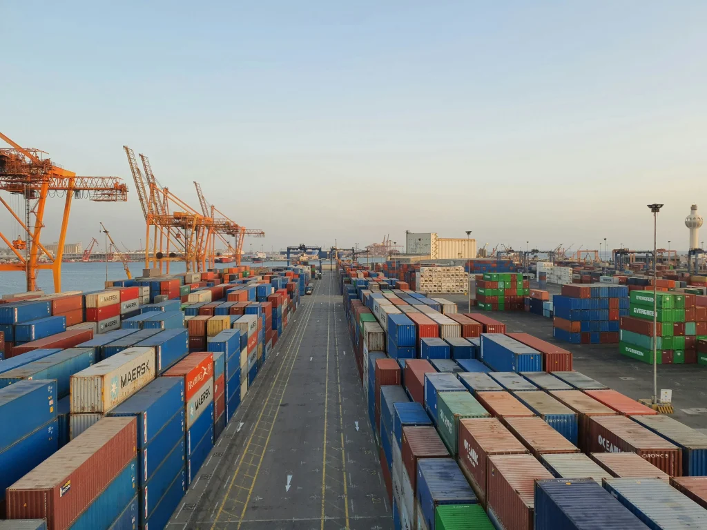KESELAMATAN OPERASI PELABUHAN DAN LOGISTIK DALAM PERSPEKTIF K3