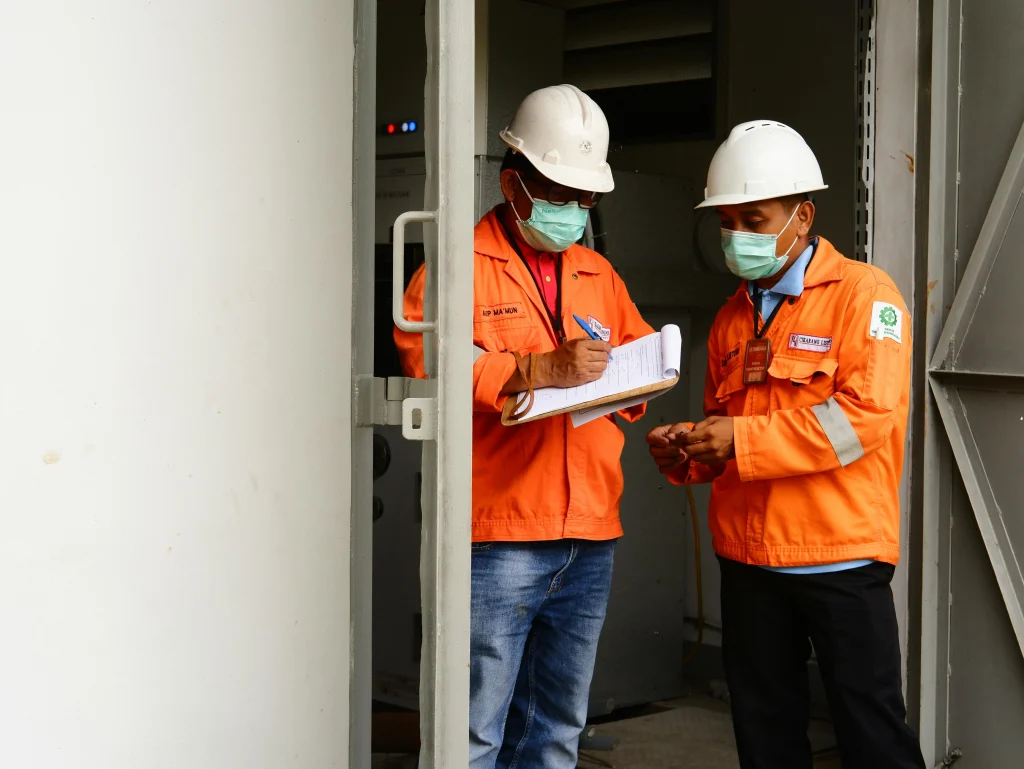 PENERAPAN HAZOP UNTUK IDENTIFIKASI DAN PENGENDALIAN RISIKO INDUSTRI