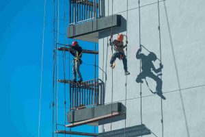 Langkah-Langkah Menerapkan Working at Height Safety Sesuai Standar K3